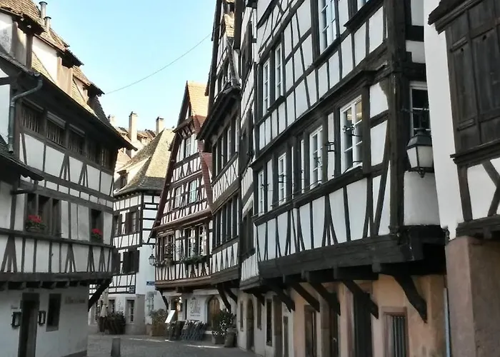 Apartment Le 11 - Terrasse Et Jardin A 10 Minutes A Pieds Du Centre-ville