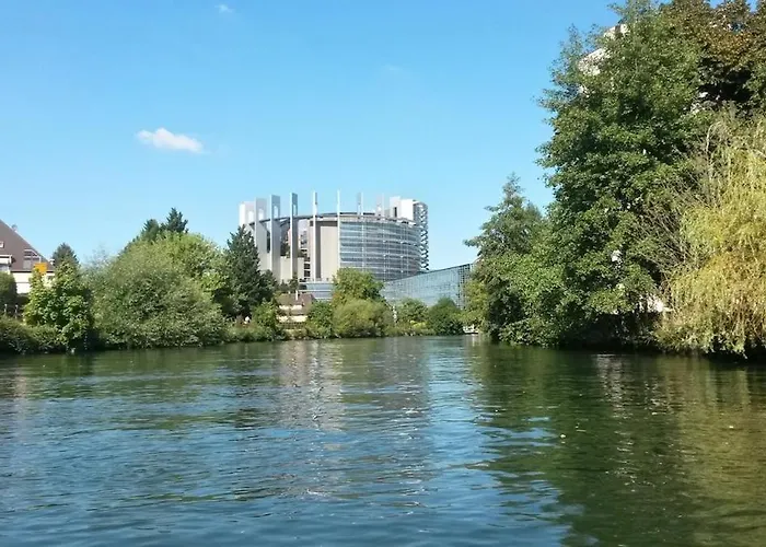 Apartment Le 11 - Terrasse Et Jardin A 10 Minutes A Pieds Du Centre-ville