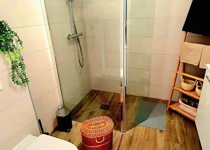 Le 11 - Terrasse Et Jardin A 10 Minutes A Pieds Du Centre-ville *